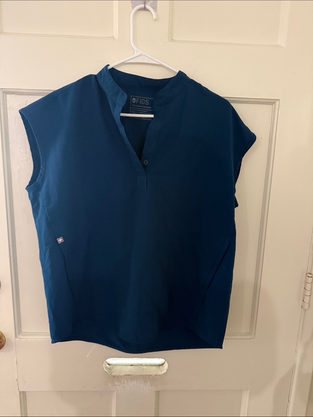 FIGS Women's Deep Teal Split-Neck Scrub Tunic
